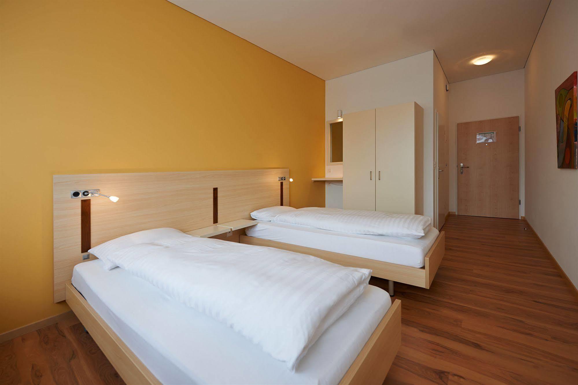 Hotel Ziil Кройцлинген Экстерьер фото
